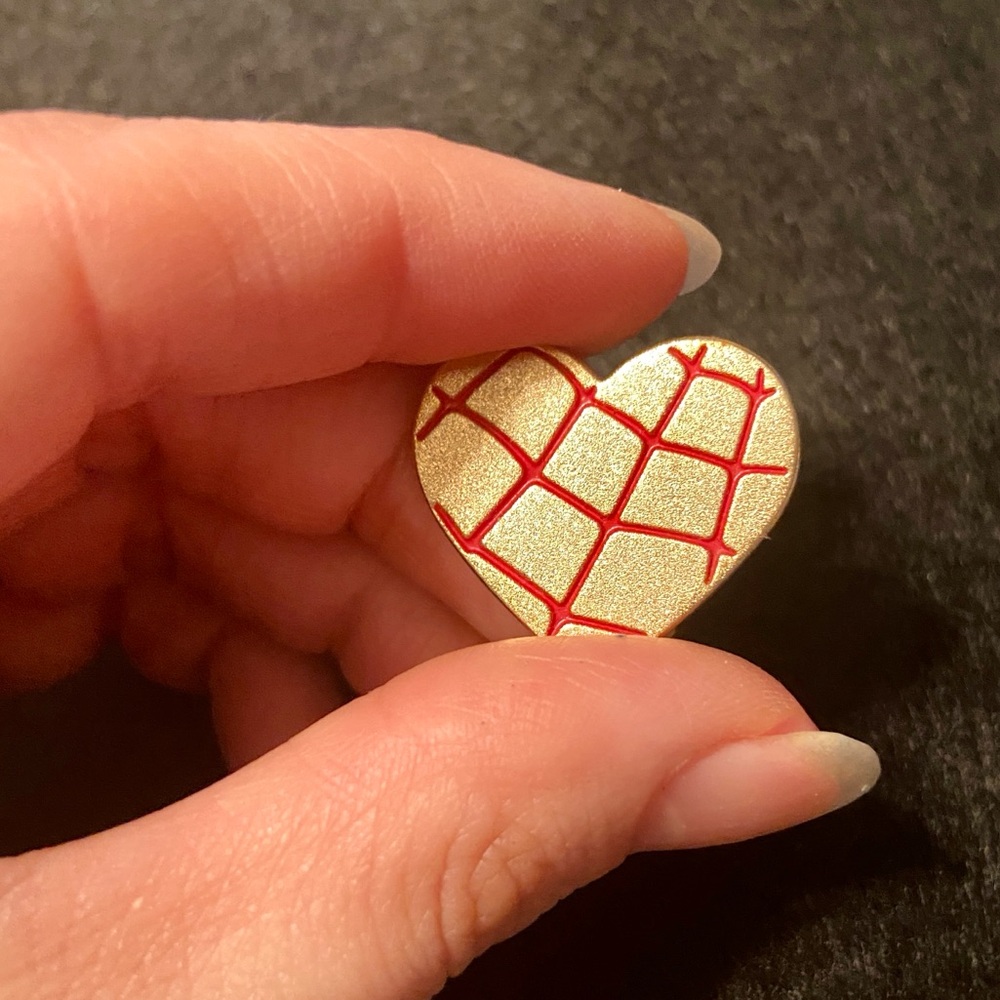 ❤️ Vintage Pin